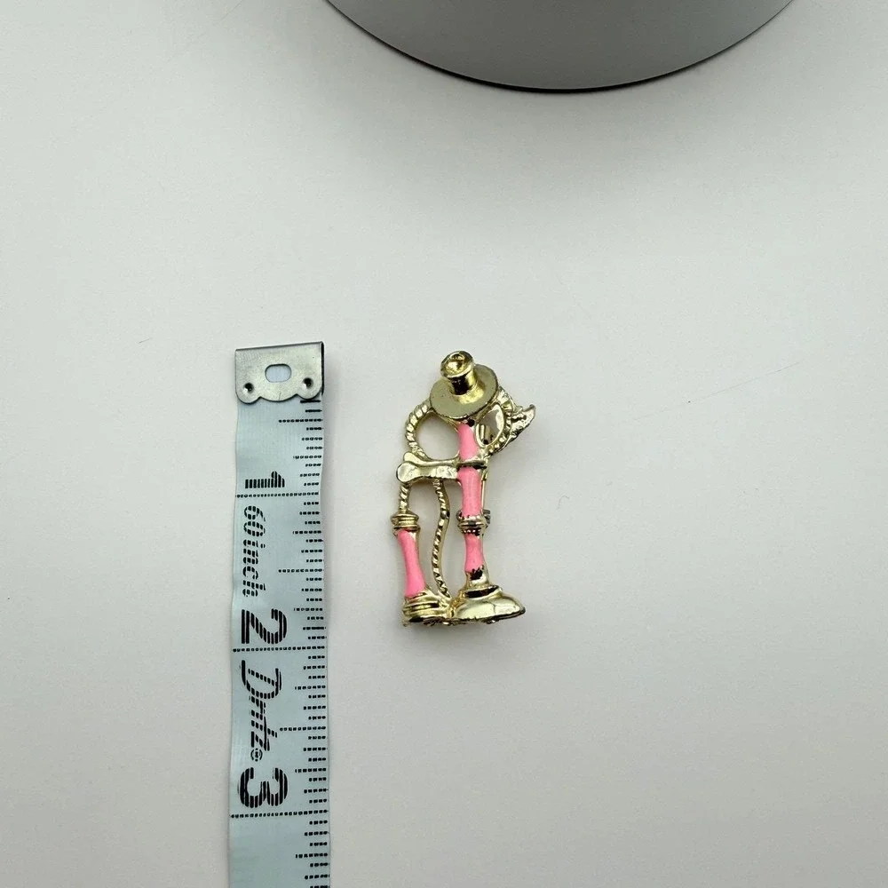 Vintage Gold-Toned Pink Enamel Candlestick Phone Classic Retro Brooch Pin‎ Boho